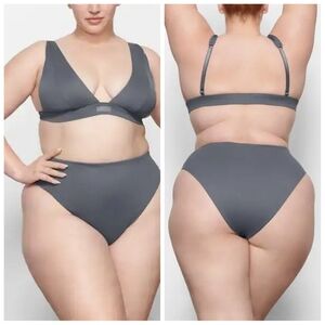 SKIMS Recycled Signature Plunge Bikini Top | Gunmetal | Size XL | NWT